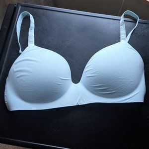Victoria's Secret Wireless T-shirt Bra